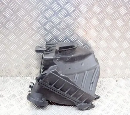 Audi A4 S4 B6 8E 8H Air filter box 06C133835C
