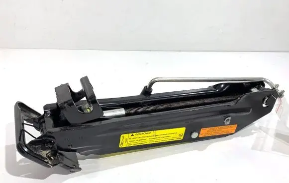 Audi Q5 SQ5 Other under body part 8R0011031C