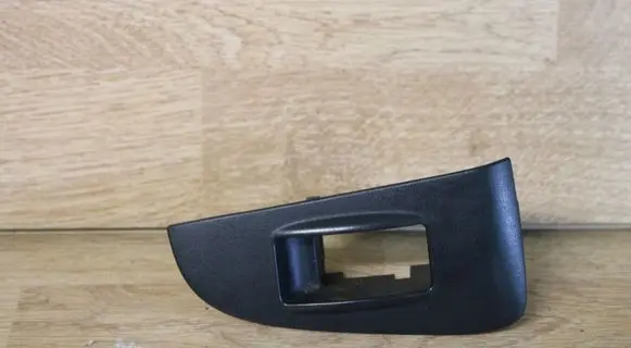 Toyota Avensis T250 Rear door window switch trim 7427105020