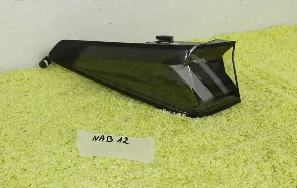 Peugeot 3008 III Rear/tail lights 9840202680
