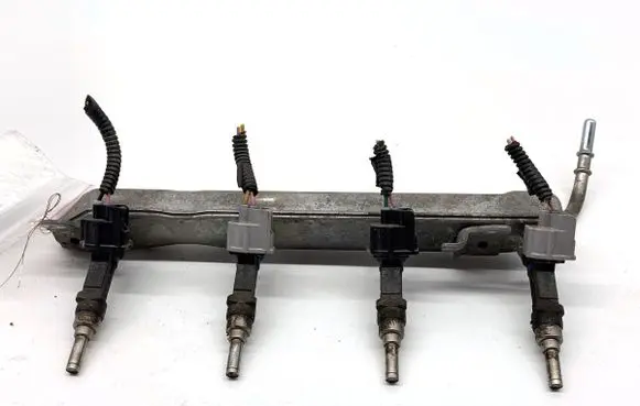 Toyota Auris E180 Fuel main line pipe 2320947010
