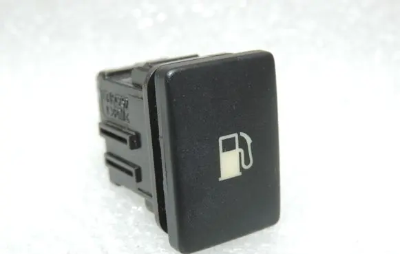Toyota Avensis T270 Fuel tank opening switch 8484105020
