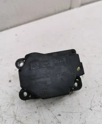 Volvo XC60 Air flap motor/actuator 19E616 F7138 061125