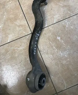 Mercedes-Benz E W212 Front lower control arm/wishbone A2123330097