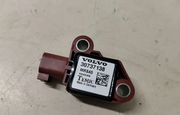 Volvo C30 Airbag deployment crash/impact sensor 30737138
