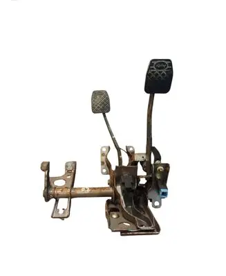 Subaru Legacy Pedal assembly 