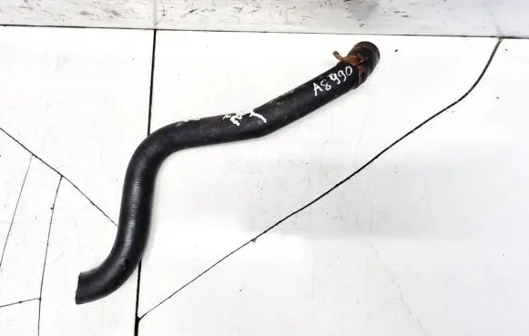 Volkswagen Golf III Engine coolant pipe/hose