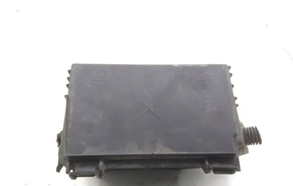 Opel Meriva B Fuse module
