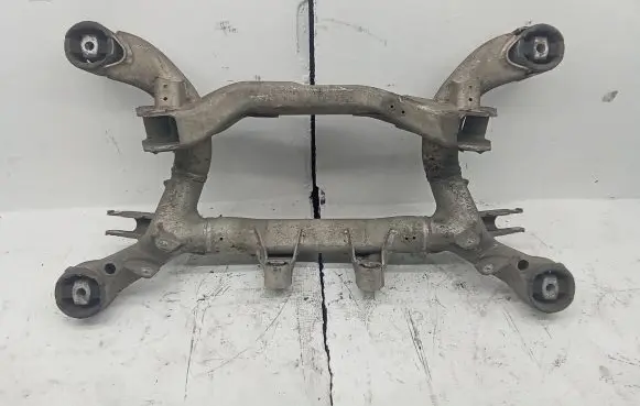 BMW 7 E65 E66 Rear subframe 6768610 768609
