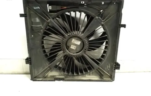 Mercedes-Benz ML W166 Radiator cooling fan shroud A0999062500