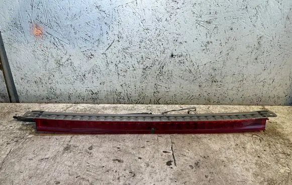 BMW 3 E90 E91 Third/center stoplight 168647