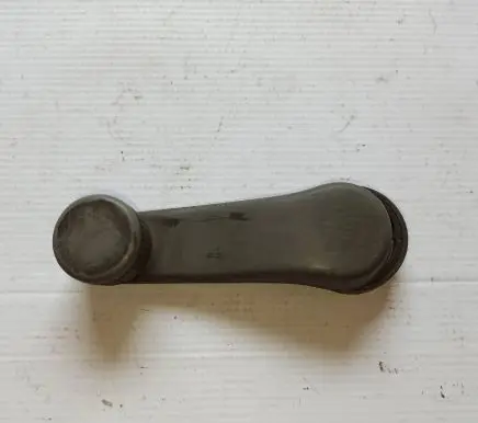 Volkswagen Transporter - Caravelle T4 Front door window winding handle 1H0837581D