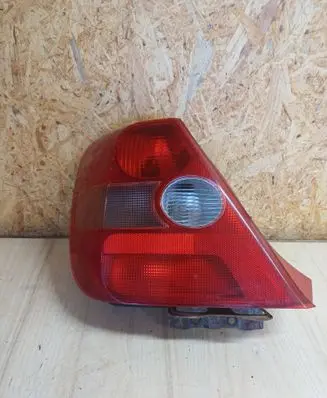 Honda Civic Rear/tail lights E137576