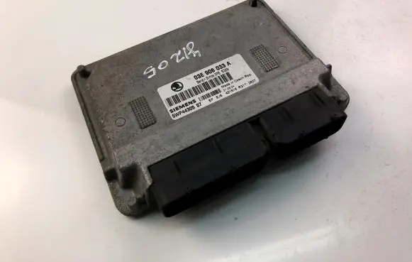 Skoda Fabia Mk1 (6Y) Engine control unit/module ECU 03E906033A