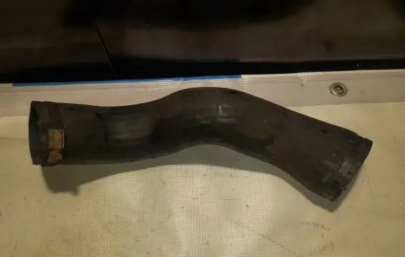 Volvo XC90 Engine coolant pipe/hose 30679647
