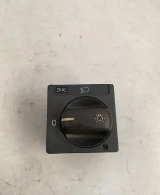 Volvo S70 V70 V70 XC Light switch 8622022
