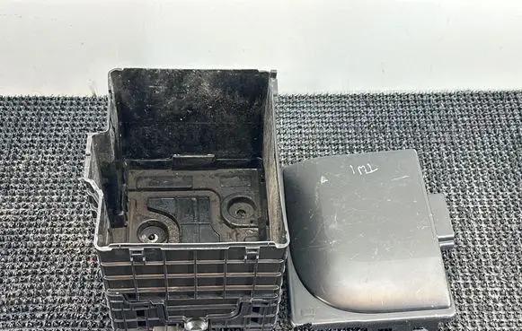Renault Twingo II Battery box tray 244287431R