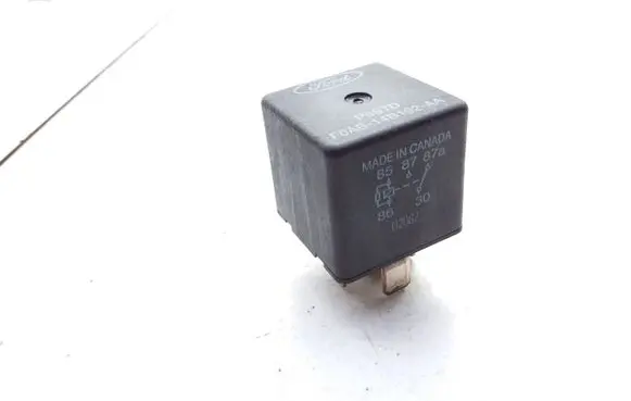 Mazda Tribute Hazard warning light relay F0AB14B192AA
