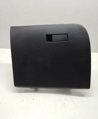 Opel Mokka B Glove box