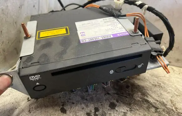 CD/DVD changer