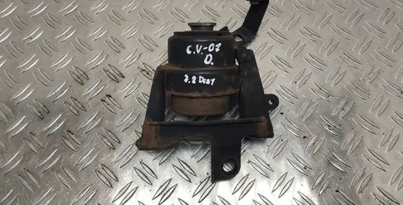 Toyota Corolla Verso AR10 Engine mount bracket