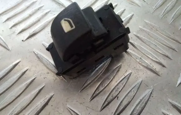 Citroen C4 I Electric window control switch 9651465677