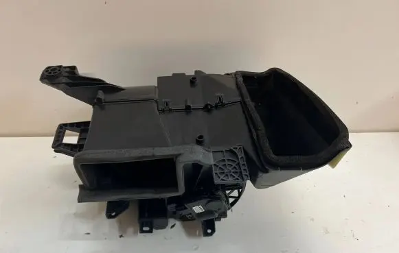 Mazda 2 Heater fan/blower DG7R-61-140 DG7R61140