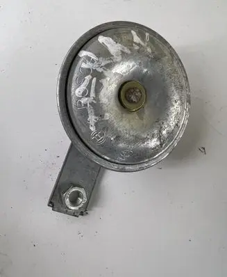 Nissan Terrano Horn signal E9011163 011163