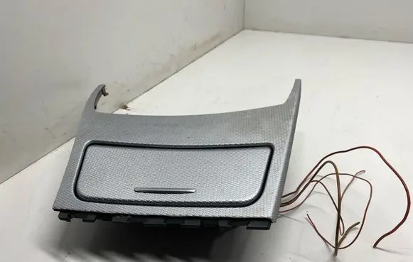 BMW 1 E81 E87 Ashtray (front) 7078571