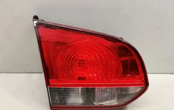 Volkswagen Golf VI Tailgate rear/tail lights 5K0945093G