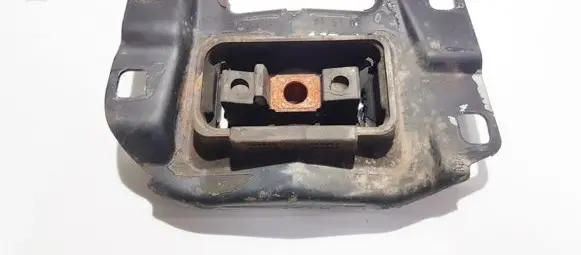 Volvo V50 Engine mount bracket 349249l 815103