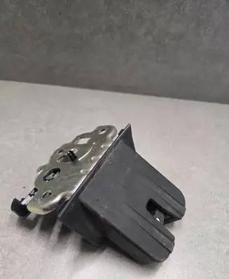 Audi Q5 SQ5 Tailgate/trunk/boot lock/catch/latch 8R0827505