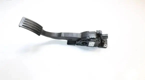 Volvo V40 Accelerator throttle pedal 31280598