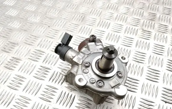 Fuel injection high pressure pump