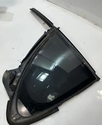 Porsche Panamera (970) Rear door window glass 970544311