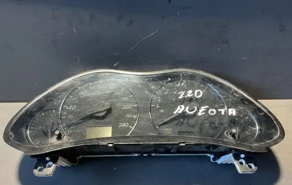 Toyota Avensis T250 Speedometer (instrument cluster) 8380005850