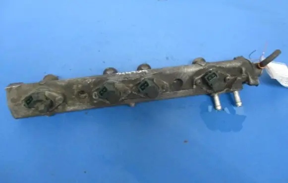 Renault Scenic I Fuel main line pipe