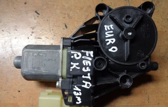 Ford Fiesta Front door window regulator motor 8A6114A389B