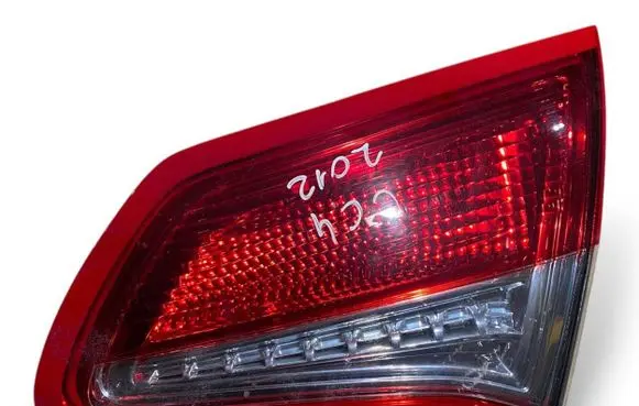 Citroen C4 II Tailgate rear/tail lights 9672155480