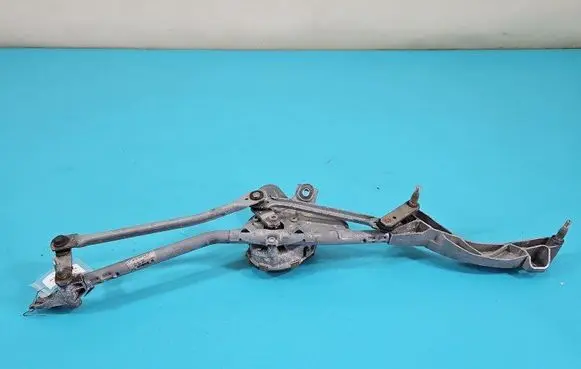 Front wiper linkage