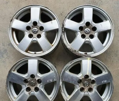 Dodge Nitro Original wheel cap