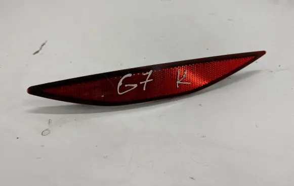 Rear tail light reflector