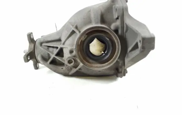 Mercedes-Benz CLS C218 X218 Rear differential A2043502814
