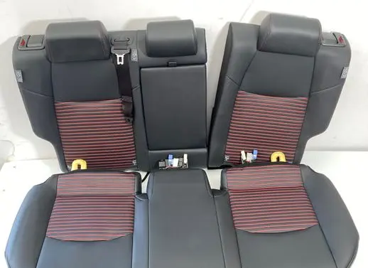 Rear seat