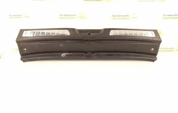 Mercedes-Benz B W245 Tailgate/boot lid lock trim 1696900141 1696900100