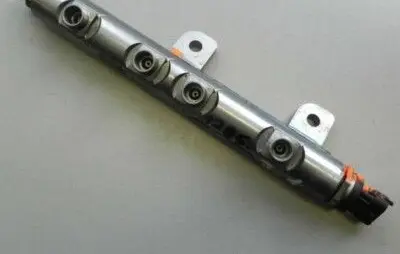 Jaguar XF X250 Fuel main line pipe 0281006064 0445216030