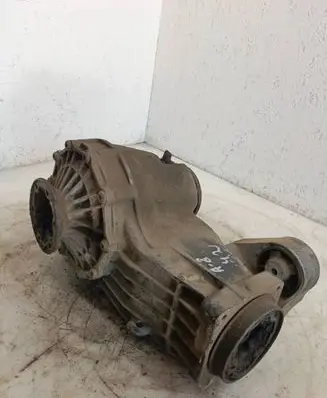 Audi A8 S8 D2 4D Rear differential CGV 01R525053B MWK