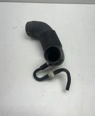 Volkswagen Fox Air intake hose/pipe 6Y0129684B
