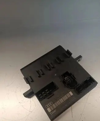 Audi A8 S8 D3 4E Comfort/convenience module 4E0907279J 4E0910279J 00007898B4