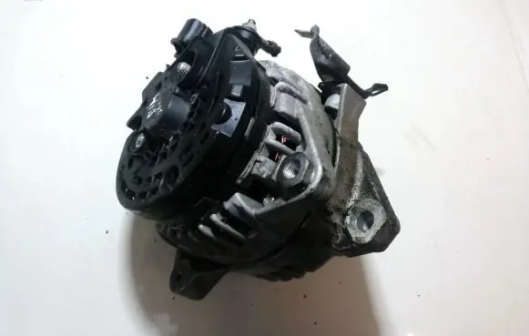 Toyota Avensis T220 Generator/alternator 401821142